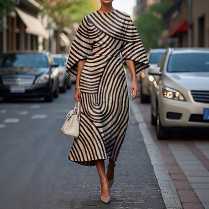Evangeline™ | Ronde halsjurk