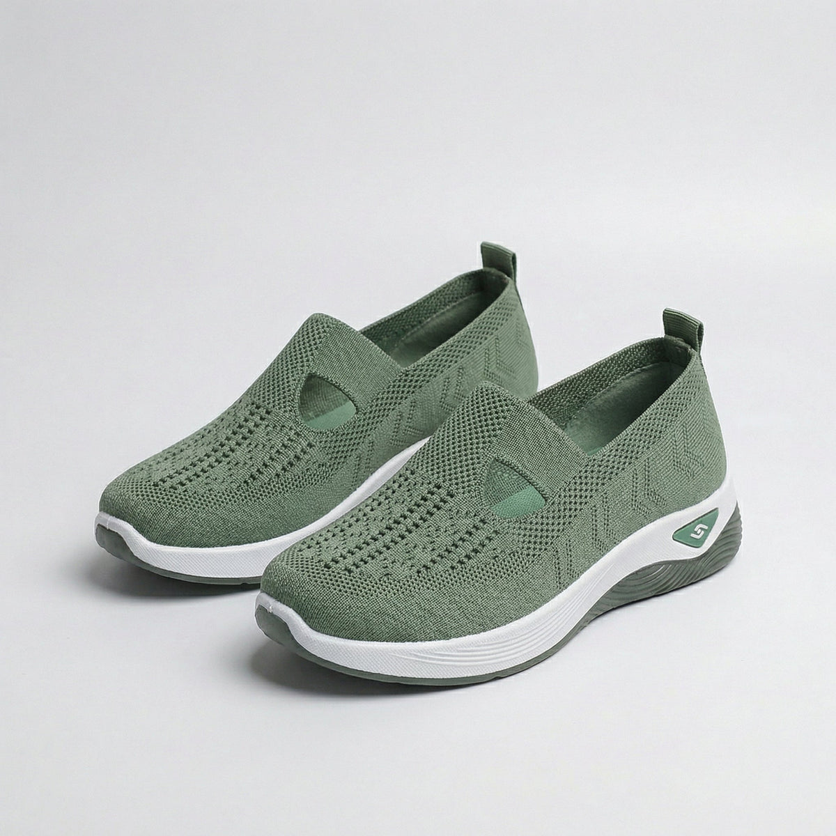 Gabrielle™ | Ademende slip-ons